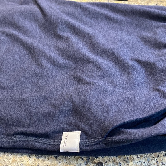 Vuori Performance Jogger in Midnight Heather - Picture 7 of 10